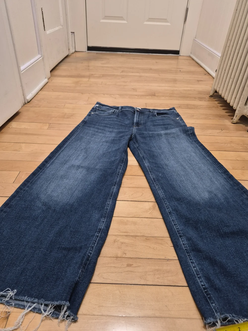 Citizens Of Humanity Wide Leg Ankle Jeans in Dark Blue Wash - Picture 8 of 14